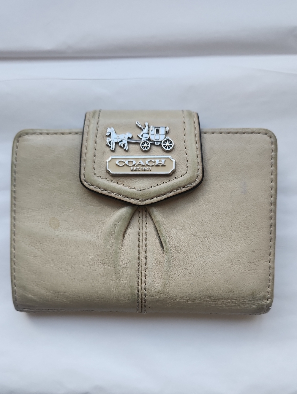 Vintage Coach Madison Wallet in Beige
